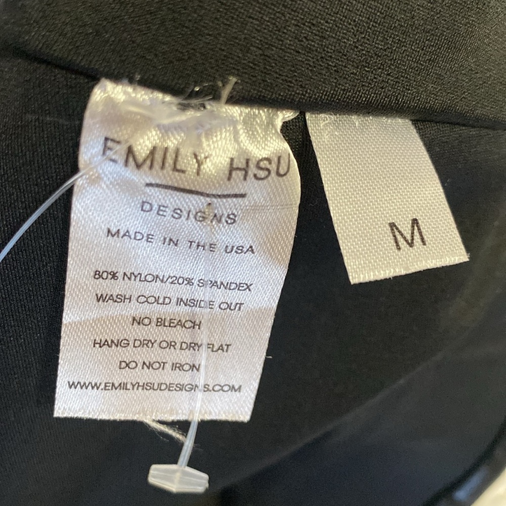 NWT EMILY HSU Sports Bra - Picture 5 of 5